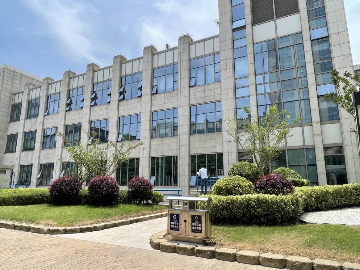 臨港滴水湖幕墻檢測7 臨港滴水湖幕墻檢測7